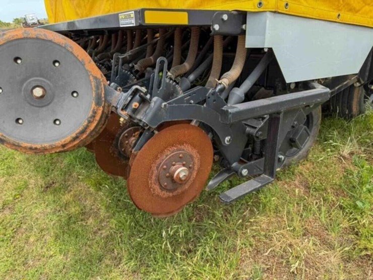 crust-buster-4030-image-32