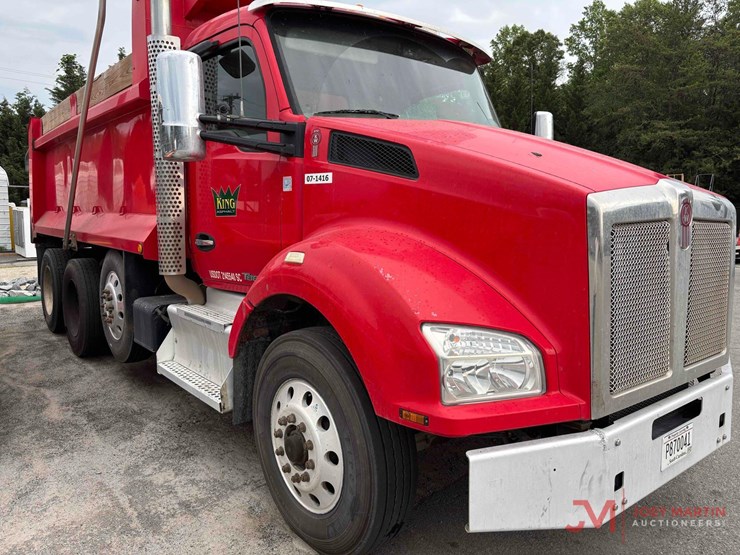 2017-kenworth-t880-image-1
