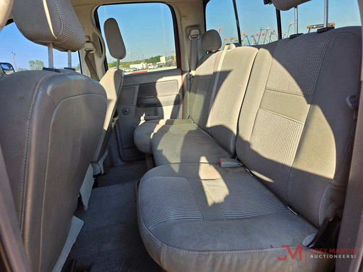 2006-dodge-ram-2500-image-22