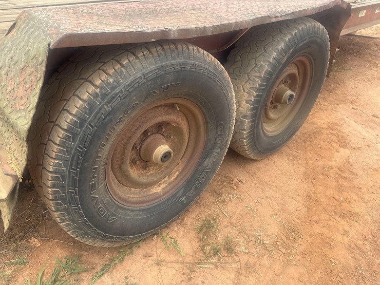 2000-custom-trailer-image-10