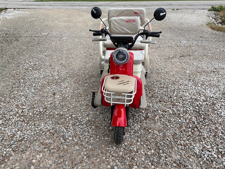 #47-•-mgc40-electric-tricycle-image-2