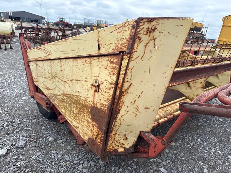 new-holland-477-image-10