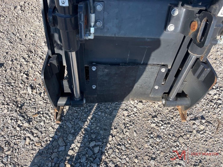 2021-bobcat-24pla-coldplaner-skid-steer-attachment-image-7