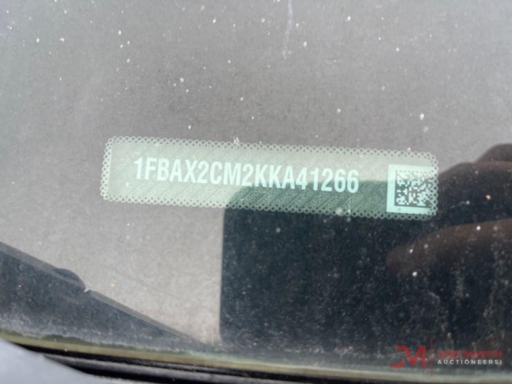 2019-ford-transit-image-22