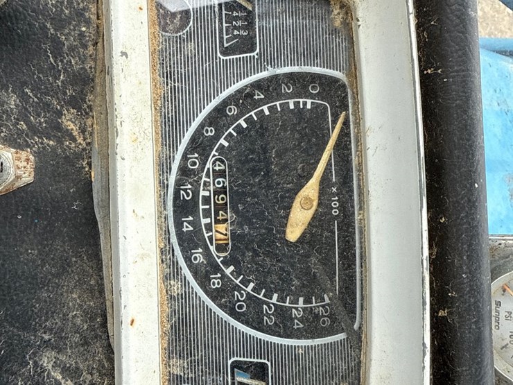 ford-7600-image-57
