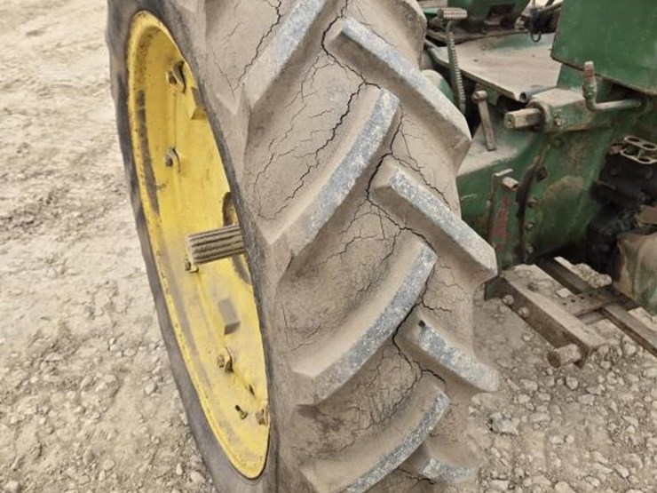 john-deere-a-image-10
