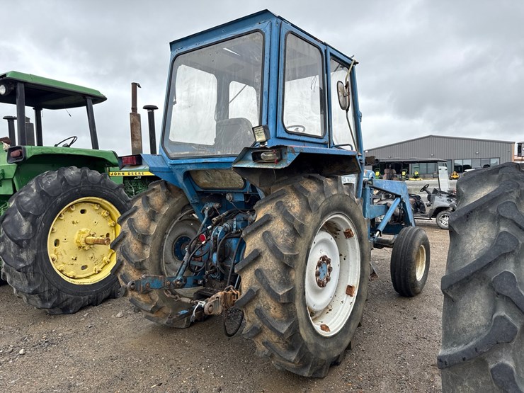 ford-7600-image-4