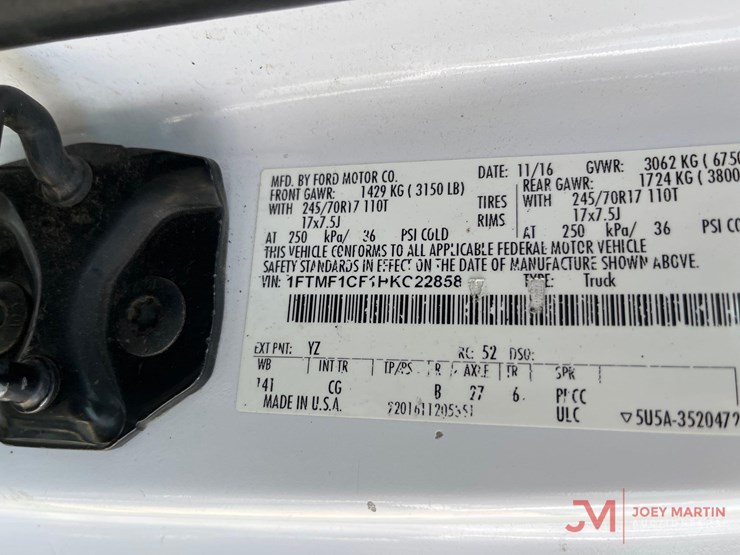 2017-ford-f150-xl-image-10