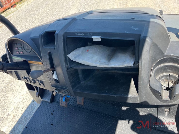 2020-club-car-carryall-1700-image-9