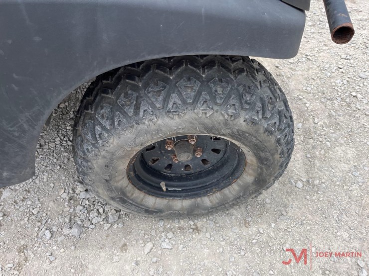 2019-club-car-carryall-1700-image-11
