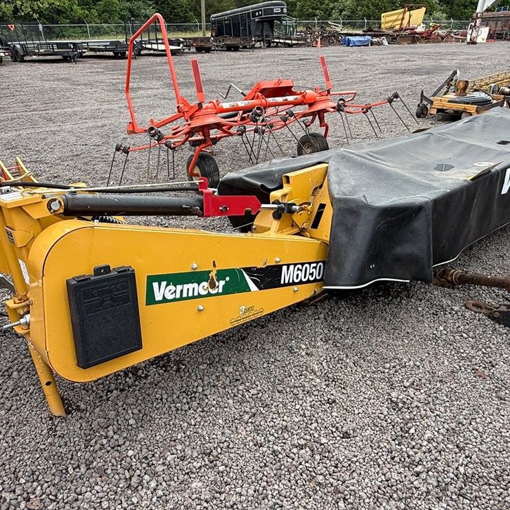 VERMEER M6050