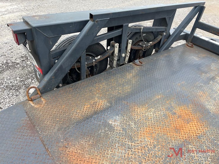 2014-jlg-7610-t/a-drop-deck-trailer-image-6
