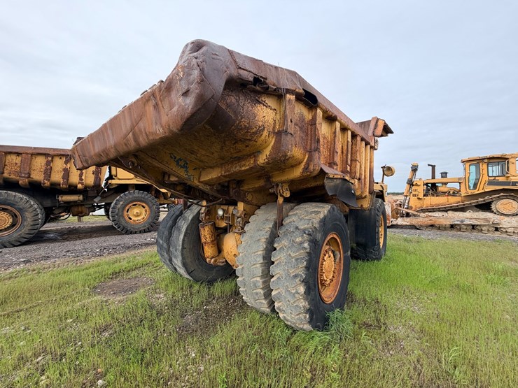1972-caterpillar-769-image-11