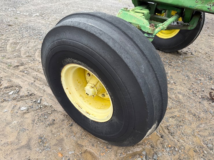 john-deere-4630-image-40