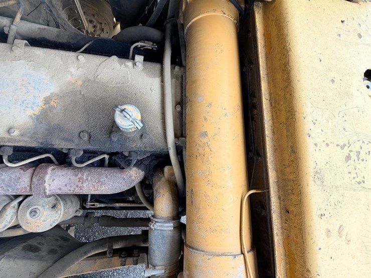 1972-caterpillar-769b-image-38