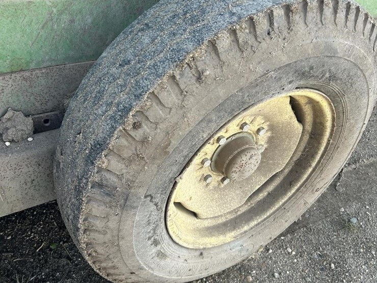 john-deere-660-image-29