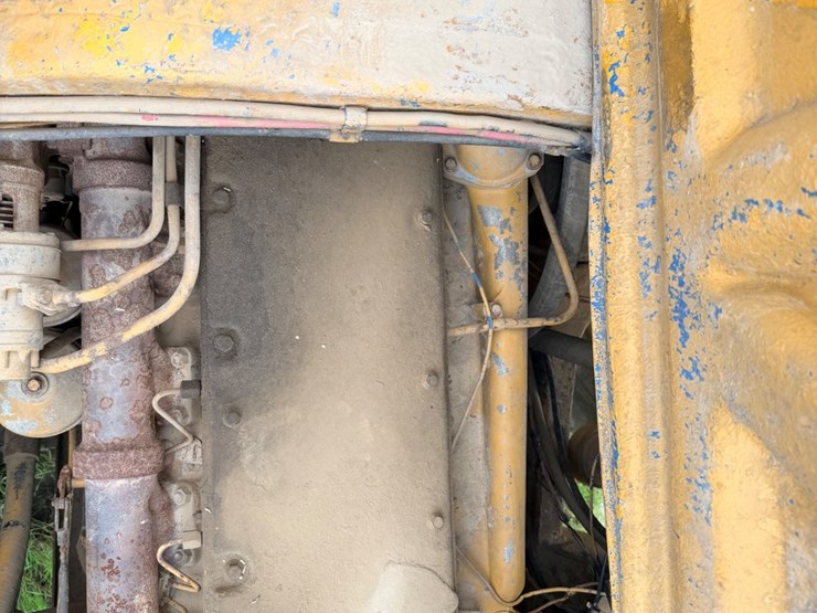 1972-caterpillar-769-image-47