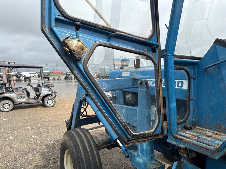 ford-7600-image-47