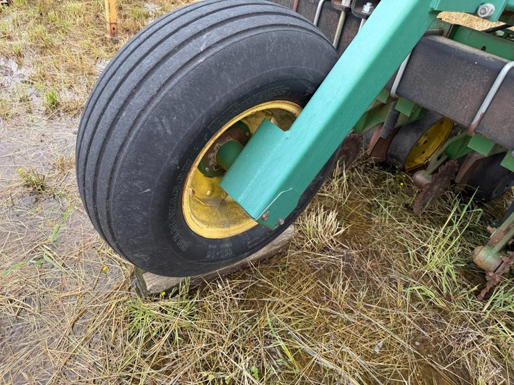 john-deere-530-image-8