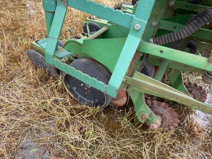 john-deere-530-image-11