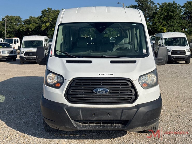 2019-ford-transit-image-5