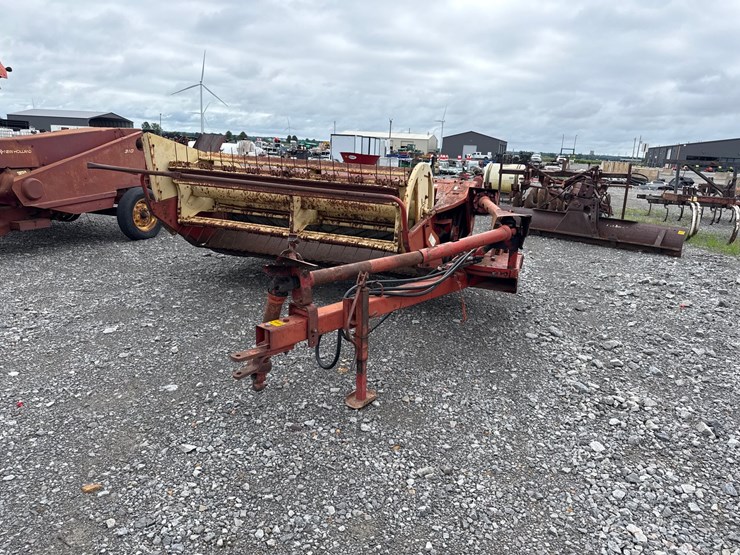 new-holland-477-image-1