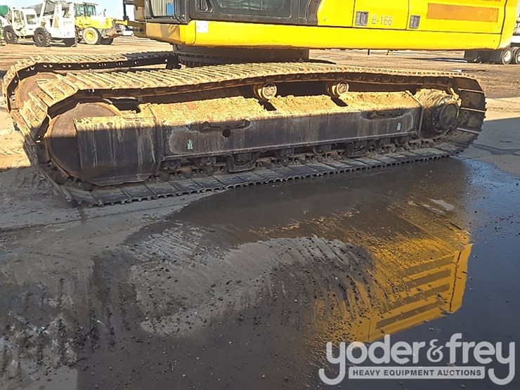 2021-caterpillar-336-image-9