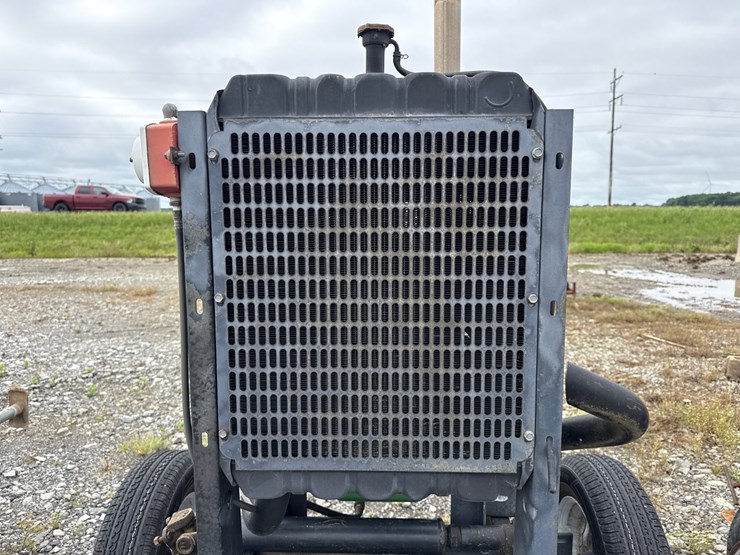 2004-john-deere-480-image-19