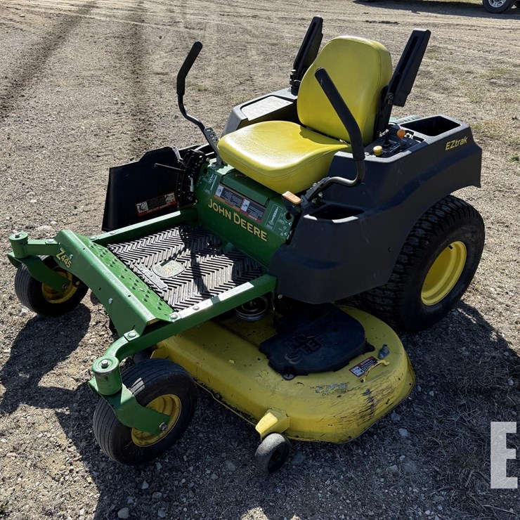 JOHN DEERE Z445
