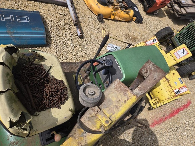 john-deere-111-image-7