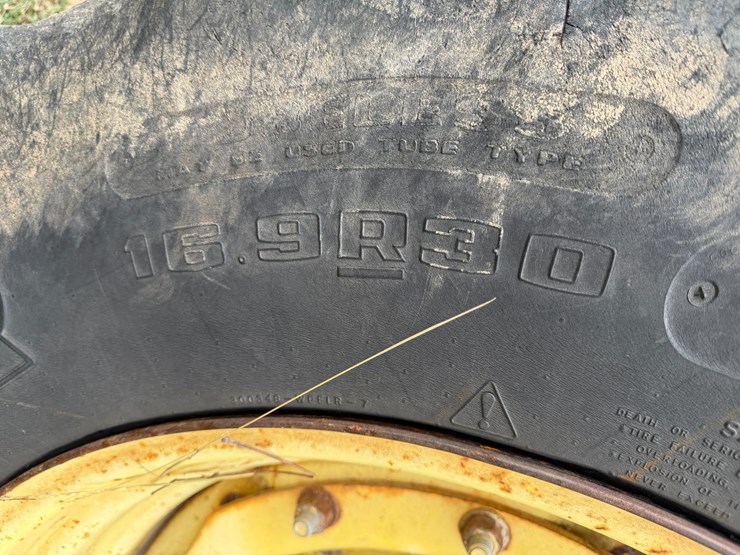 1996-john-deere-8400-image-7