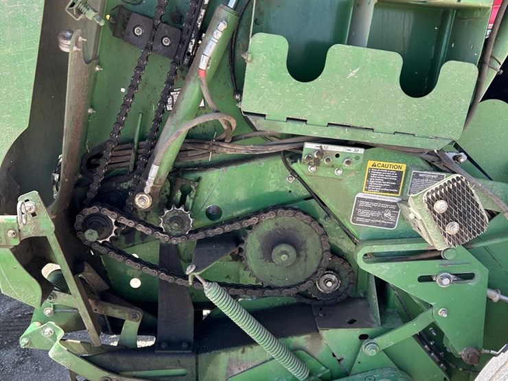2012-john-deere-569-premium-image-29