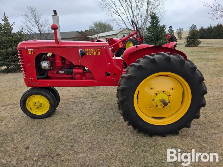 1941-massey-ferguson-81-image-8