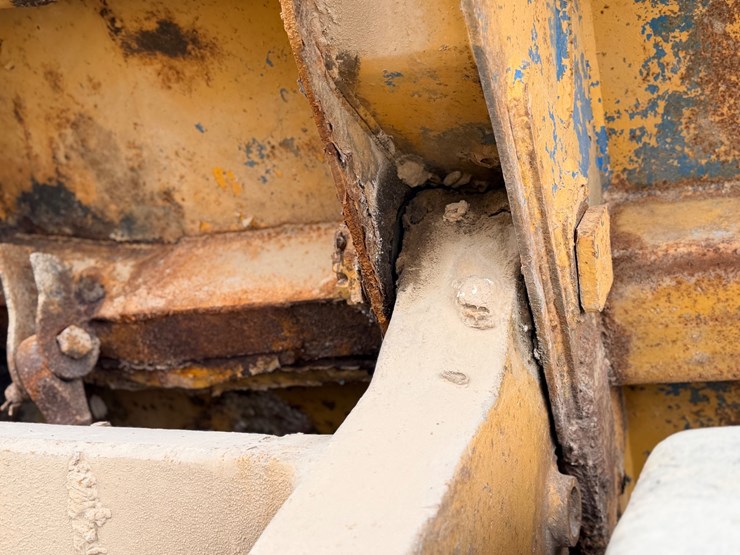 1972-caterpillar-769-image-67