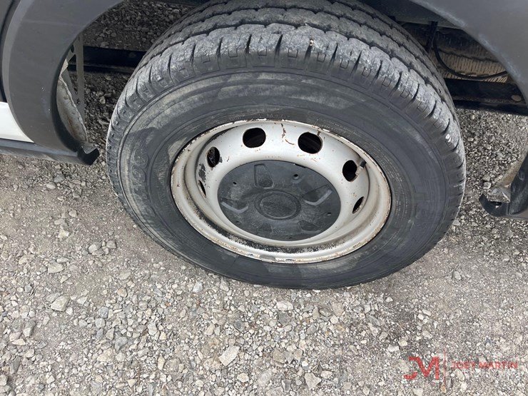 2019-ford-transit-image-6