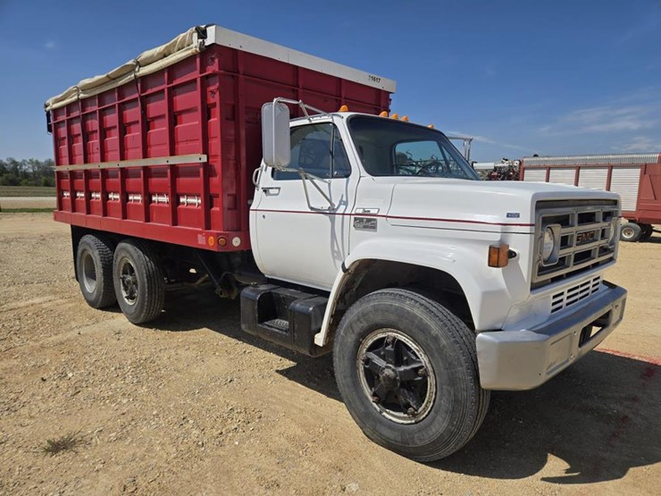 1979-gmc-7000-image-1