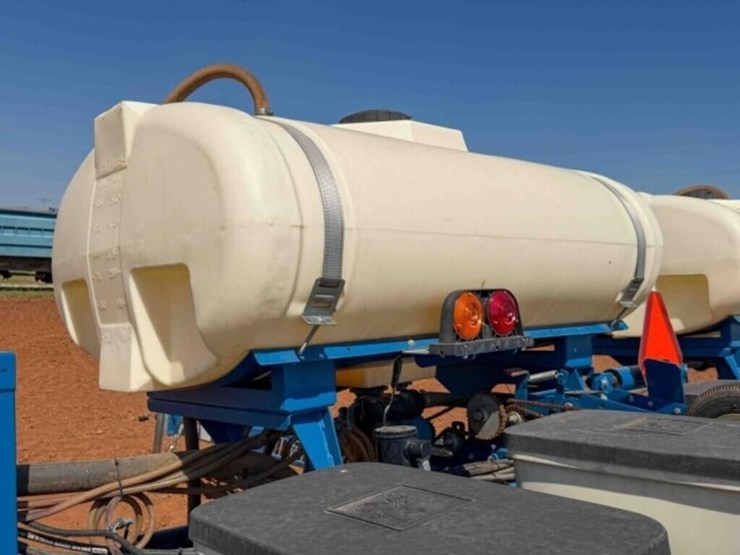 kinze-3200-image-14