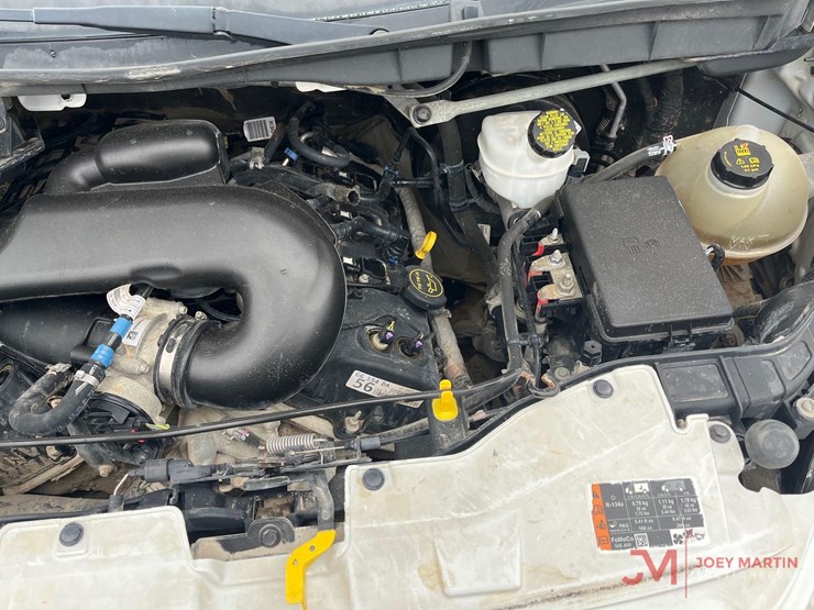 2019-ford-transit-image-14