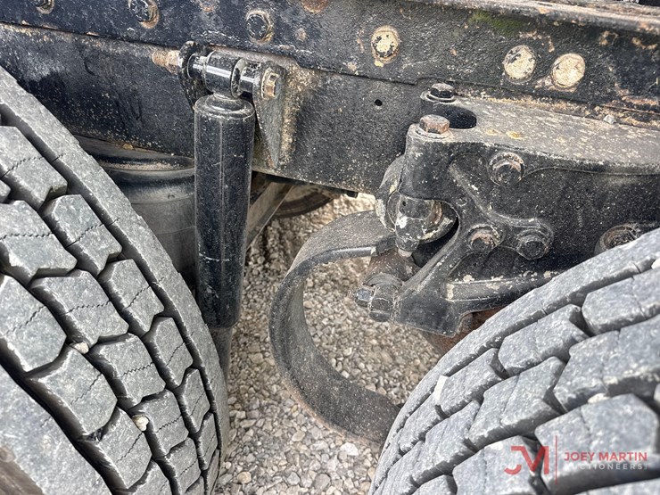 2008-kenworth-w900-image-10