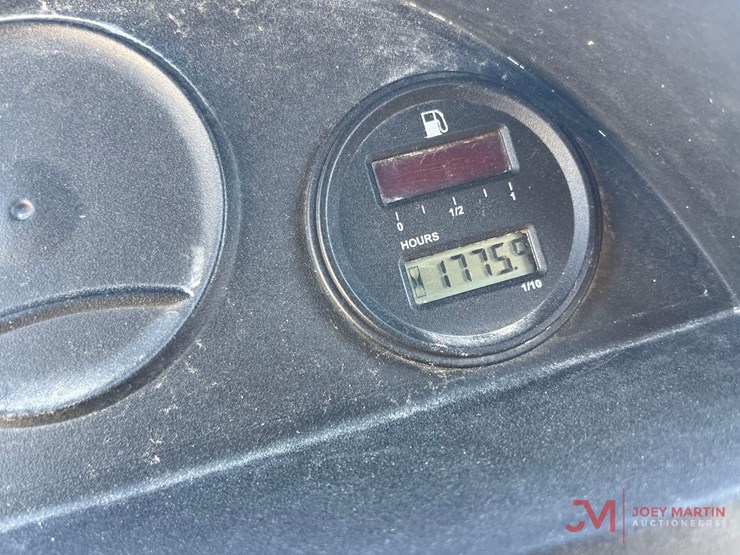 2020-club-car-carryall-1700-image-12