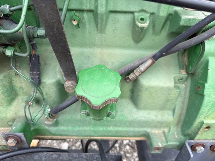 2004-john-deere-480-image-13