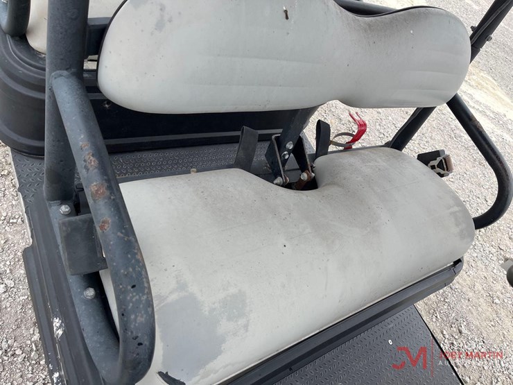 2019-club-car-carryall-1700-image-9