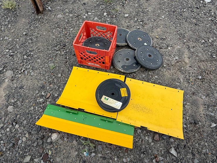 #40665-•-lot-of-planter-parts-inv#-40665-image-11