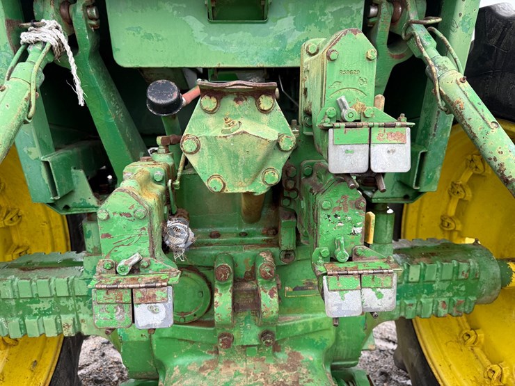 john-deere-4630-image-9
