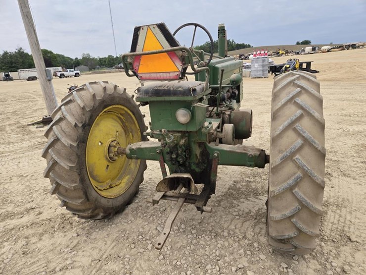 john-deere-a-image-7
