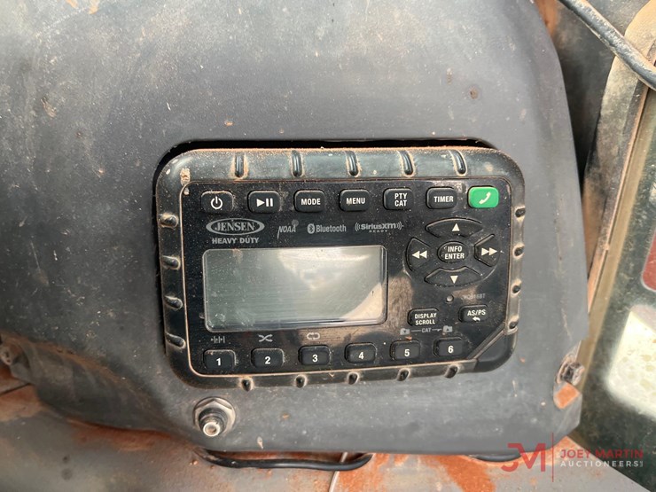 2021-kubota-svl75-2-image-19