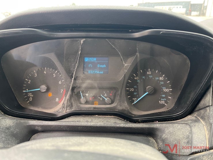 2019-ford-transit-image-15