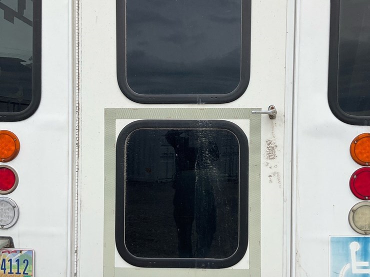 2015-ford-e450-image-20