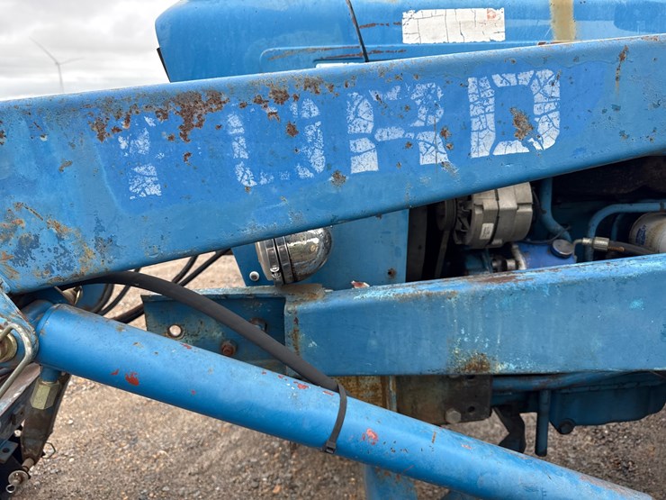 ford-7600-image-27