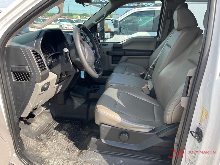 2019-ford-f350-sd-image-33